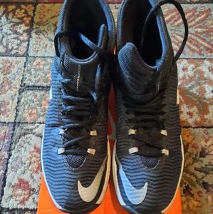 MEN'S NIKE ZOOM SNEAKERS